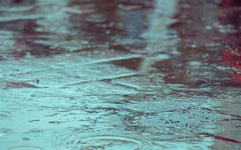 下雨天照片|下雨图片